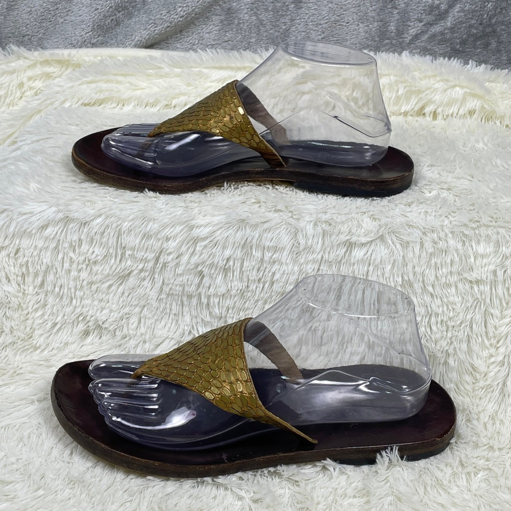 Calleen Cordero Thong Sandals Womens 8.5 Gold Brown Good Metallic Scale Flat